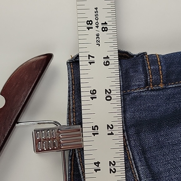 Kut from the Kloth Boyfriend Jeans Medium Wash Size 10 - Picture 7 of 12